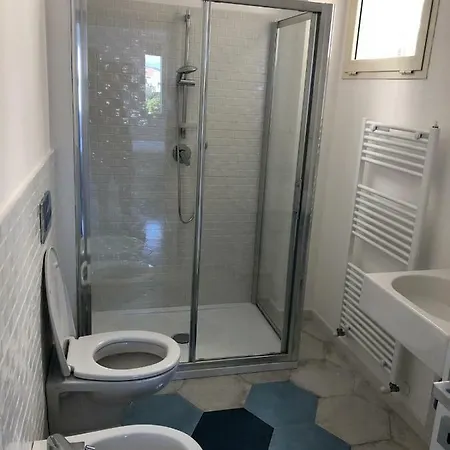 Ciutat Apartman *